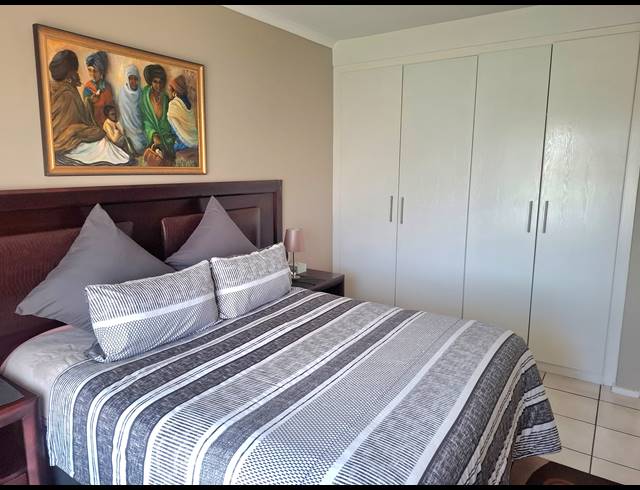 2 BEDROOM SECTIONAL TITLE FOR SALE IN WENTWORTH PARK